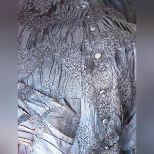 Elegant Women's Scrunchy Top